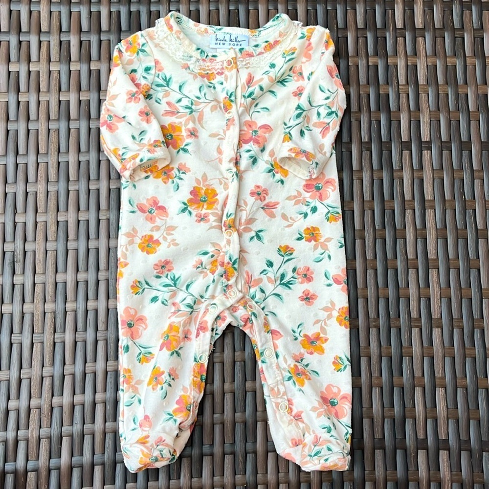NICOLE MILLER Girls 0-3m Footie One Piece Long Sleeve Floral Lace Button Cotton